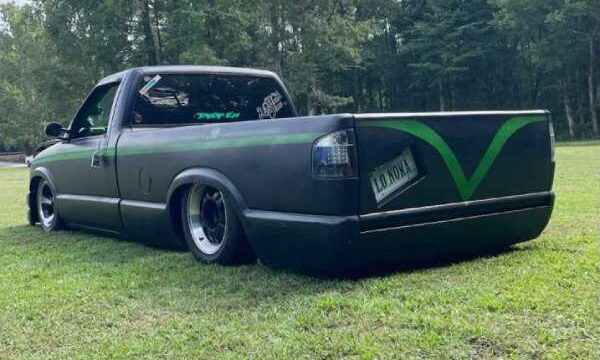 96 GMC Sonoma Longbed  Freshly Bagged Full Custom Interior